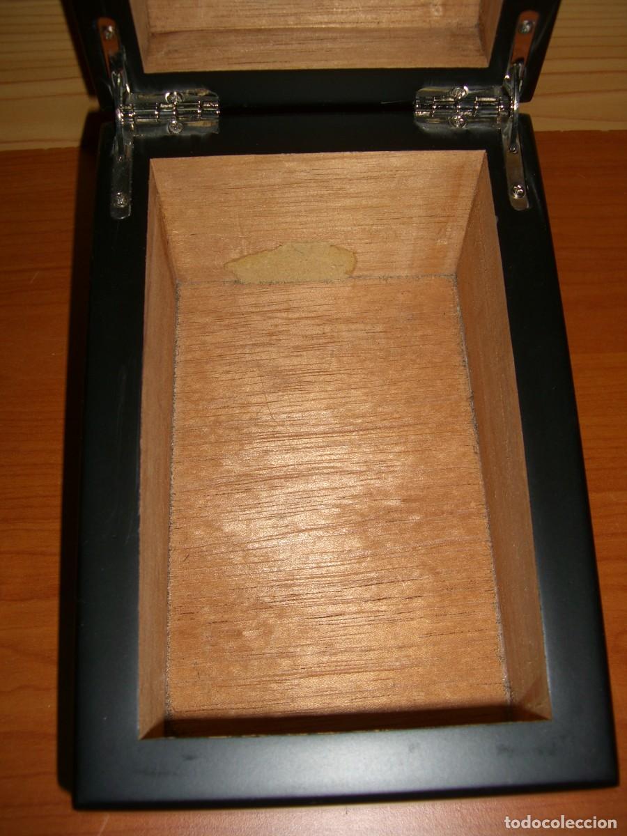 Cajas de puros: CAJA TABACO VEGAFINA - Foto 6