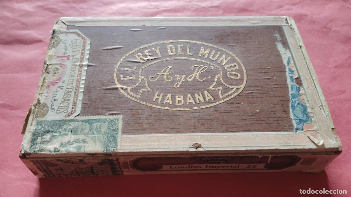 Cajas de puros: EL REY DEL MUNDO.-A. Y H.-GRAN FABRICA DE TABACOS.-CAJA DE PUROS VACIA.-LA HABANA.-CUBA.