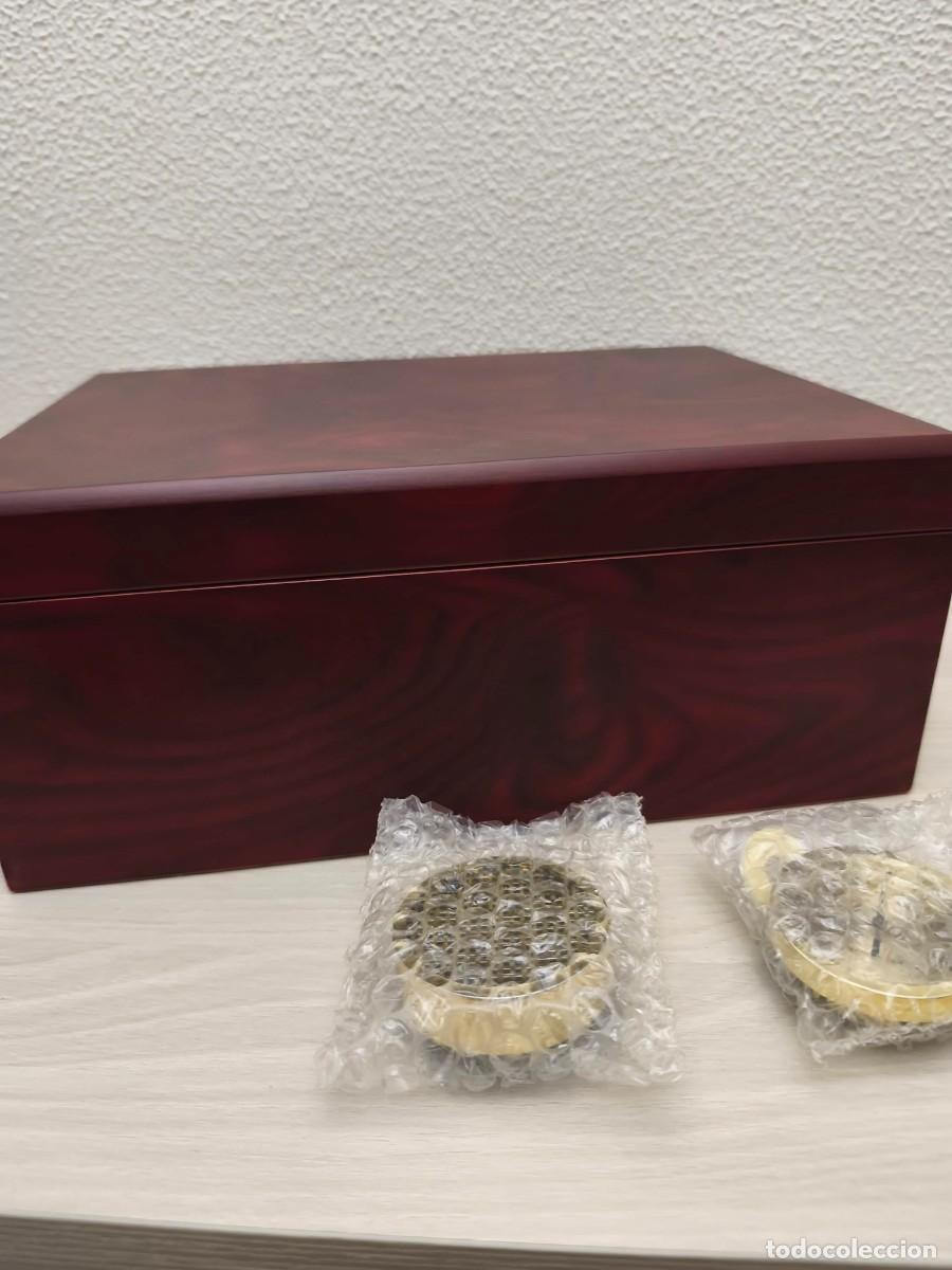 Caixas de Charutos: HUMIDIFICADOR puros fabricado en madera nuevo a estrenar