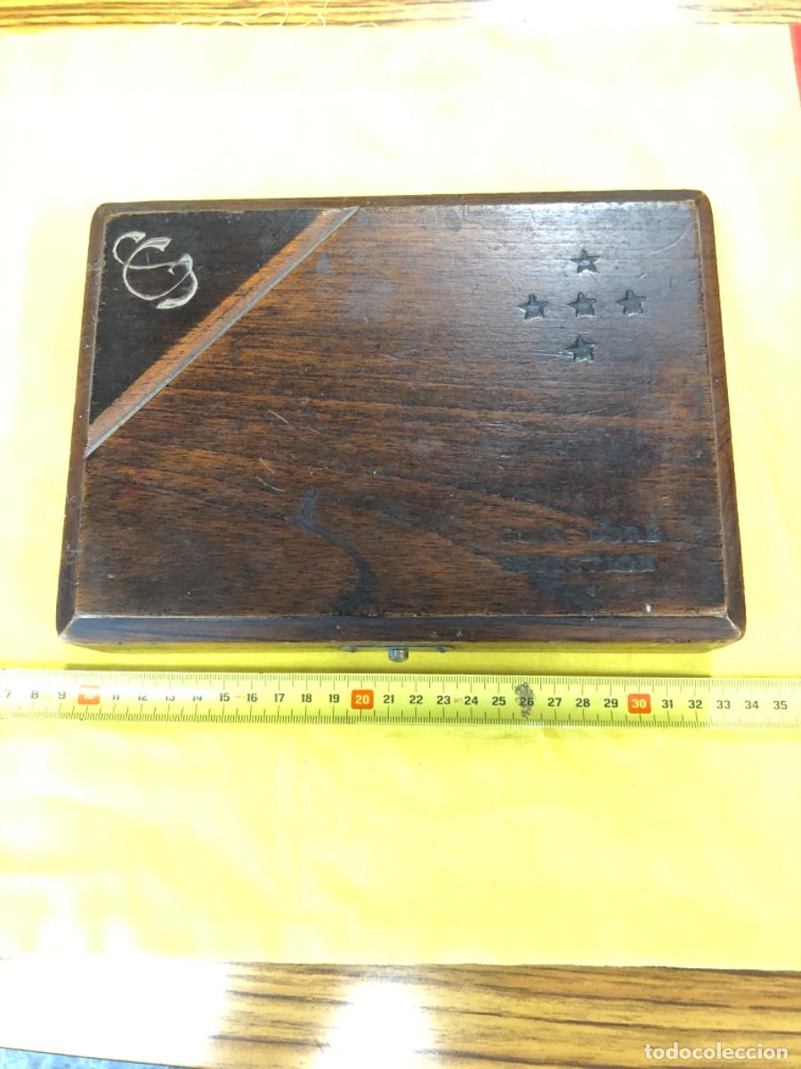 Cajas de puros: CAJA CIGARRERA O DE PUROS. Jos&eacute; GENER. LA HABANA. Logo grabado, Guardia de Seguridad.
