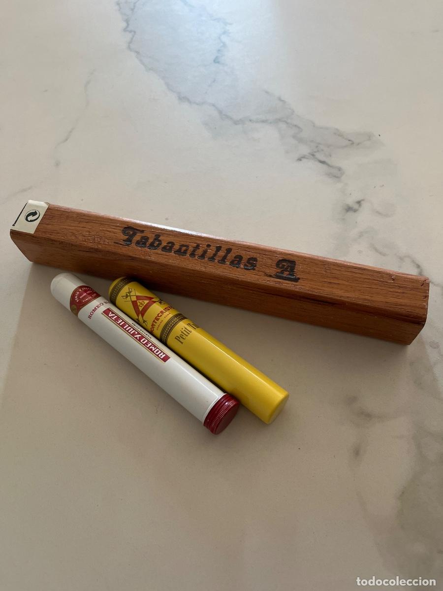 Cajas de puros: Lote de 3 habanos en madera y aluminio.