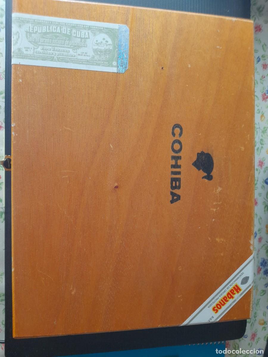 Cajas de puros: Caja de Puros de madera COHIBA ESPLENDIDOS, HABANA, CUBA, VAC&Iacute;A. Mide 26 x 20 x 5 cm.