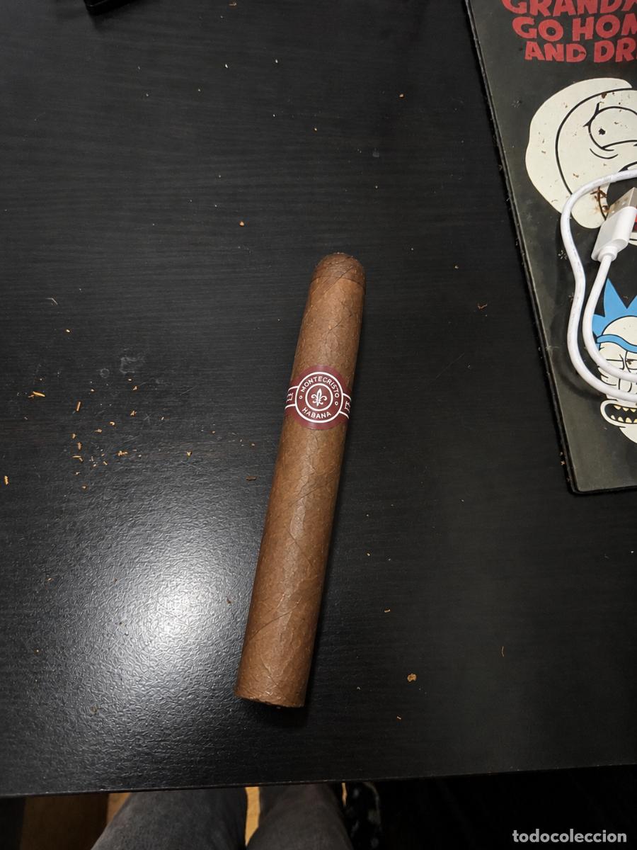 Cajas de puros: Puro suelto marca Montecristo
