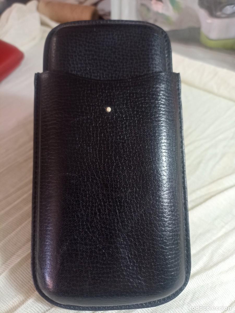 Cajas de puros: Purera de piel negra. Dunhill. Para tres puros