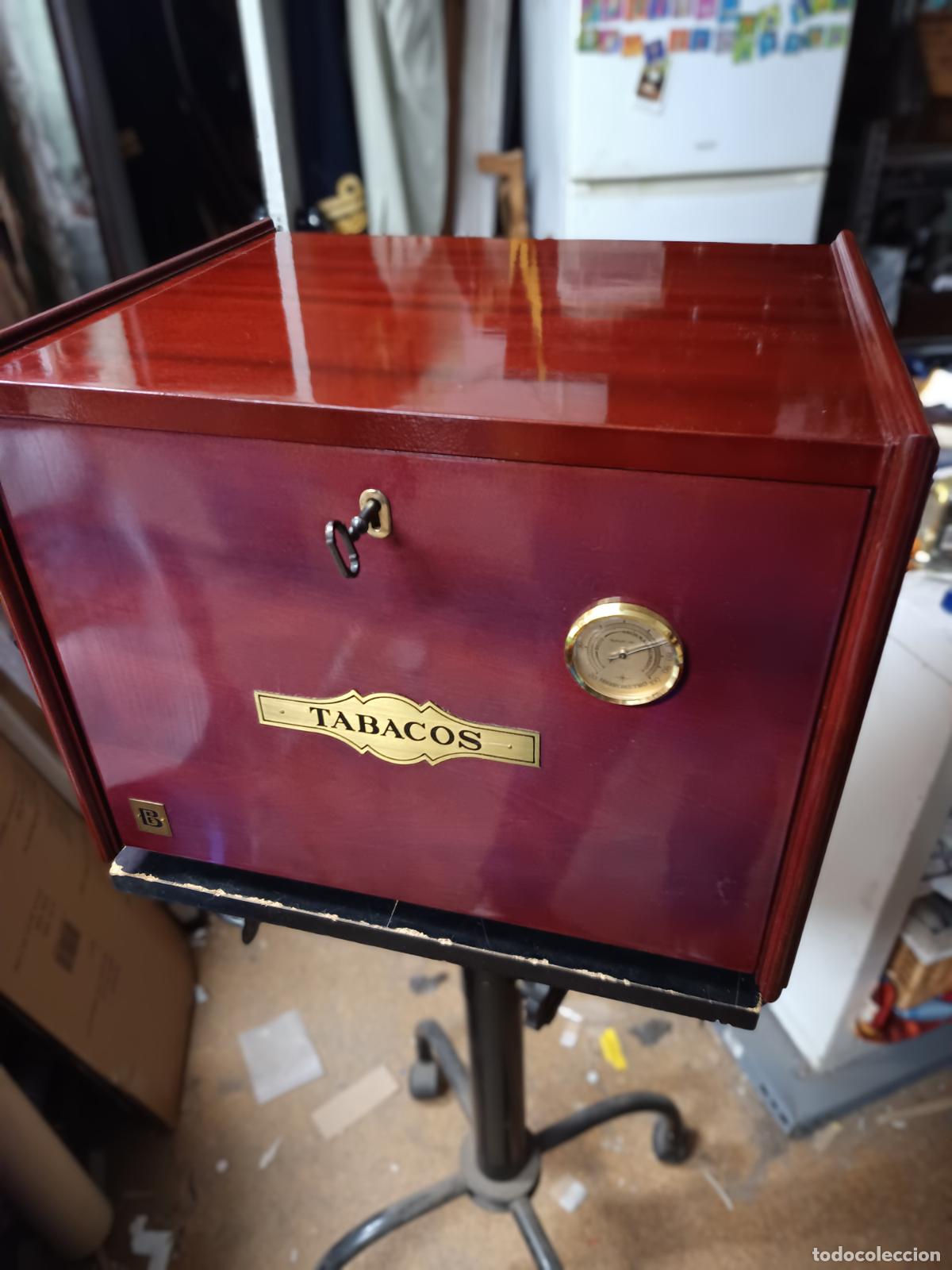 Cigar Boxes: ANTGUA CAJA HUMIDOR DE LUJO PARA PURO DEL BANCO DE ESPA&Ntilde;A, marca humecta pur 43X34X32 CM NUEVA