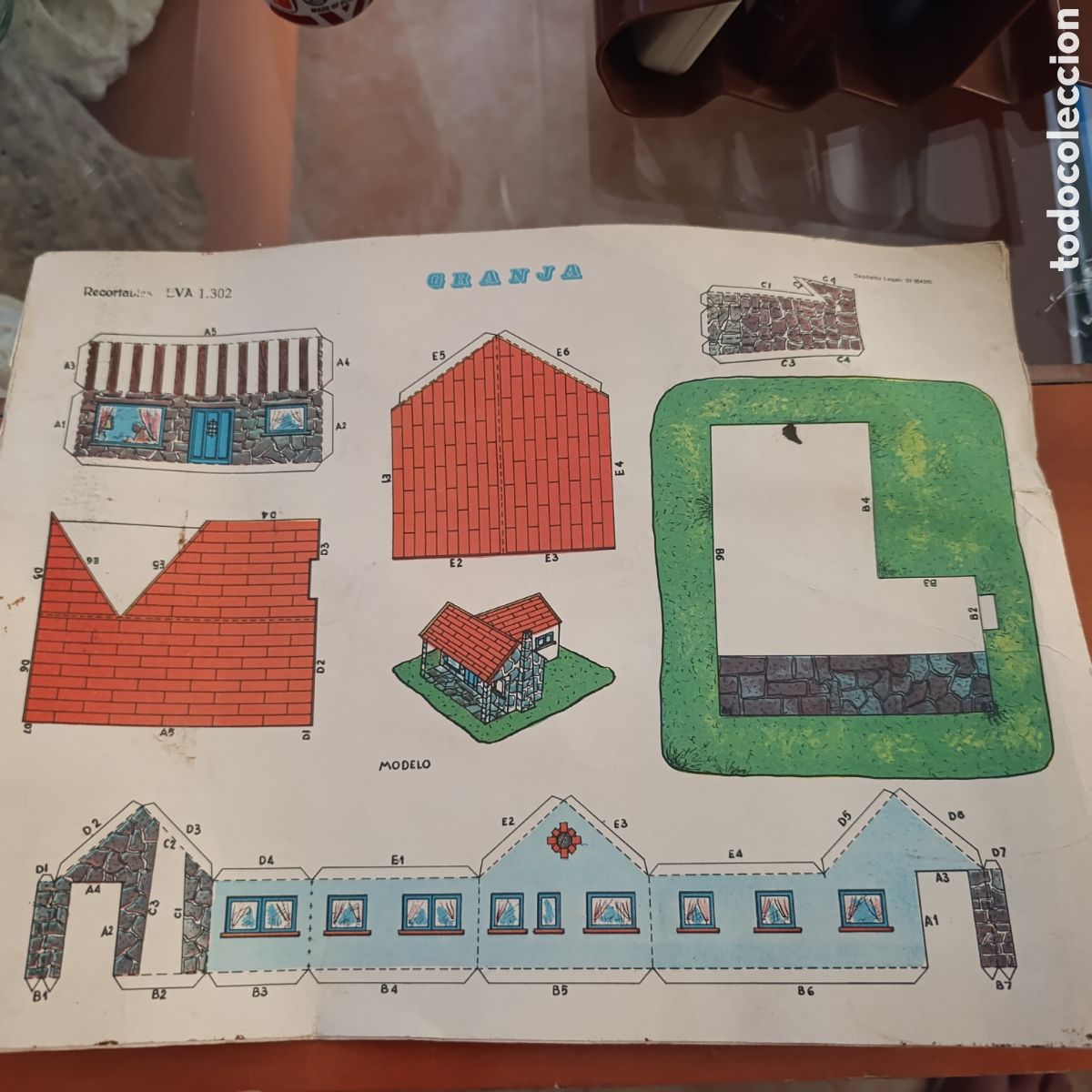 Coleccionismo recortables: Lote 3 L&aacute;minas Recortables EVA (1965) - Granja, Molino y Casa de Campo - Sin usar