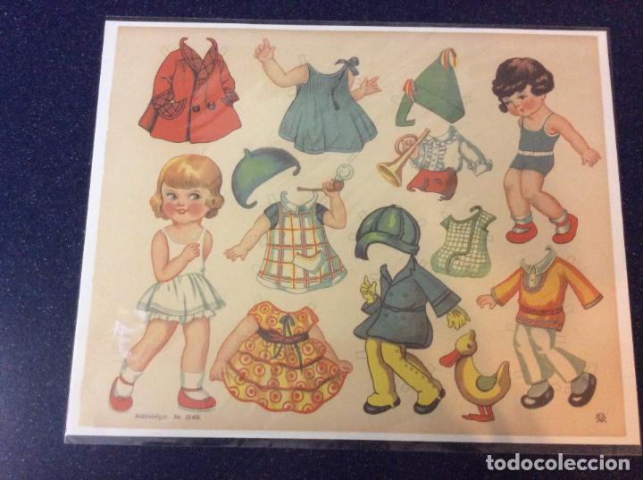 Coleccionismo recortables: RECORTABLE DE MU&Ntilde;ECA ALEMAN 43X34 CM - Foto 1