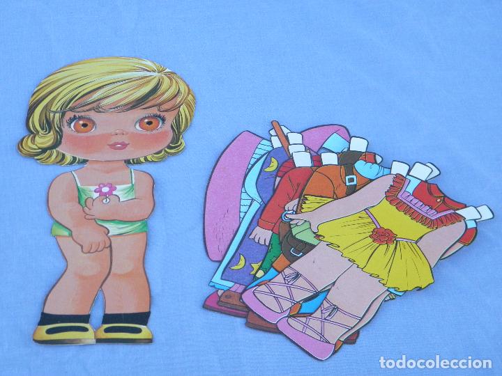 Coleccionismo recortables: Mu&ntilde;eca recortable con vestidos - Foto 1