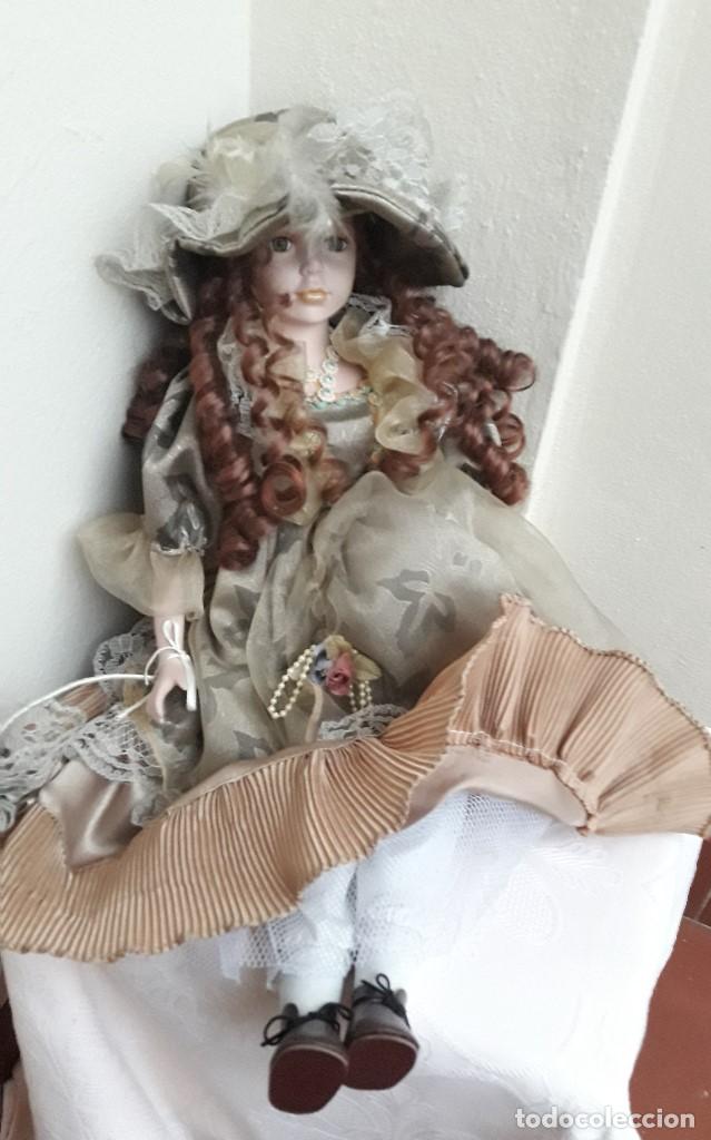 Coleccionismo recortables: Mu&ntilde;eca de porcelana Cathay Collection - Foto 2