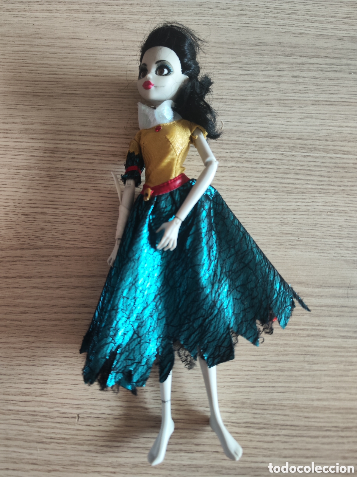 Coleccionismo recortables: MU&Ntilde;ECA BLANCANIEVES ZOMBIE - Foto 1
