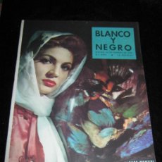 Coleccionismo de Revista Blanco y Negro: BLANCO Y NEGRO - Nº 2390 - 22 FEBRERO 1958 - SARA MONTIEL