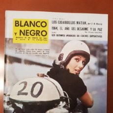 Coleccionismo de Revista Blanco y Negro: BLANCO Y NEGRO REVISTA Nº 2699 MADRID,25 DE ENERO 1964_COCHES DEPORTIVOS, HELGA LINE. DESARME Y PAZ.. Lote 191413806