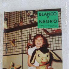 Coleccionismo de Revista Blanco y Negro: BLANCO Y NEGRO Nº 2435 1959 JUGUETES DE AYER Y HOY