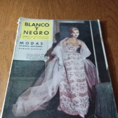 Coleccionismo de Revista Blanco y Negro: REVISTA 1959 MODA OTOÑO INVIERNO AÑO 1959. LO QUE VA A SER LA OLIMPIADA DE ROMA 1960. Lote 344058368