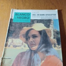 Coleccionismo de Revista Blanco y Negro: REVISTA 1960 CHILE DRAMA APOCALÍPTICO.EL GALLO ÚLTIMO TORERO SEVILLANO. GRANADA Y JUAN RAMON JIMENEZ