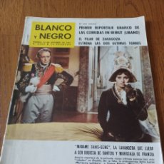 Coleccionismo de Revista Blanco y Negro: REVISTA 1961 EL PILAR DE ZARAGOZA.POLÉMICA PLAZA MAYOR MADRID.TOROS EN BEIRUT.RONDA CAYETANO ORDOÑEZ