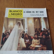 Coleccionismo de Revista Blanco y Negro: REVISTA 1962 LA ARABIA DEL REY SAUD. ABSIDE ERMITA FUENTIDUEÑA NUEVA YORK. CARDENALES ESPAÑOLES. Lote 344227893