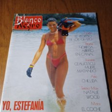 Coleccionismo de Revista Blanco y Negro: REVISTA 1989 LOLA FLORES EDUARDO CHILLIDA. ESTEFANIA DE MONACO. FORD FIESTA
