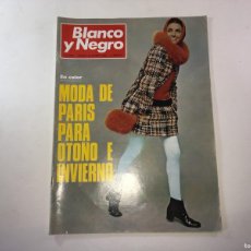 Coleccionismo de Revista Blanco y Negro: REVISTA BLANCO Y NEGRO Nº 2991 - 30-8-1969 MODA DE PARIS PARA OTOÑO E INVIERNO