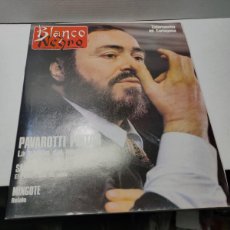 Coleccionismo de Revista Blanco y Negro: REVISTA - BLANCO Y NEGRO - N° 3714 DE 1990 - PAVAROTTI, LUZ CASAL , ETC