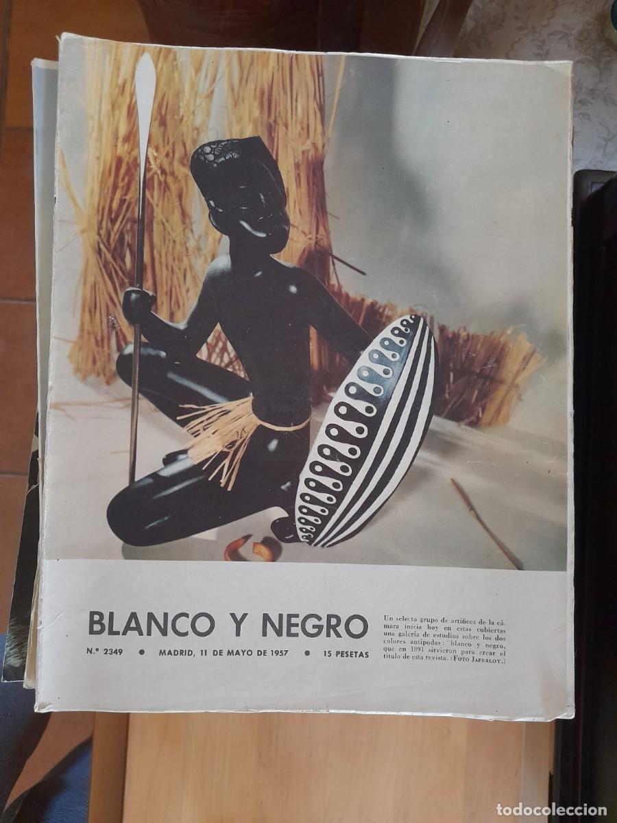 Collection Magazine Blanco y Negro: Lote 32 Revistas Blanco y Negro (1957) - INCLUYE N.&ordm; 2349 PRIMER N&Uacute;MERO REAPARICI&Oacute;N