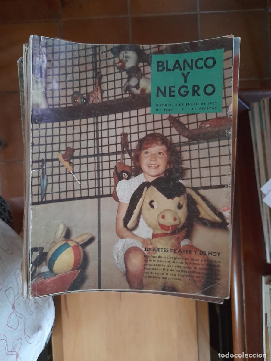 Coleccionismo de revista Blanco y Negro: Lote 51 Revistas Blanco y Negro (A&ntilde;o 1959) - CASI COMPLETO N&uacute;meros 2435 al 2486