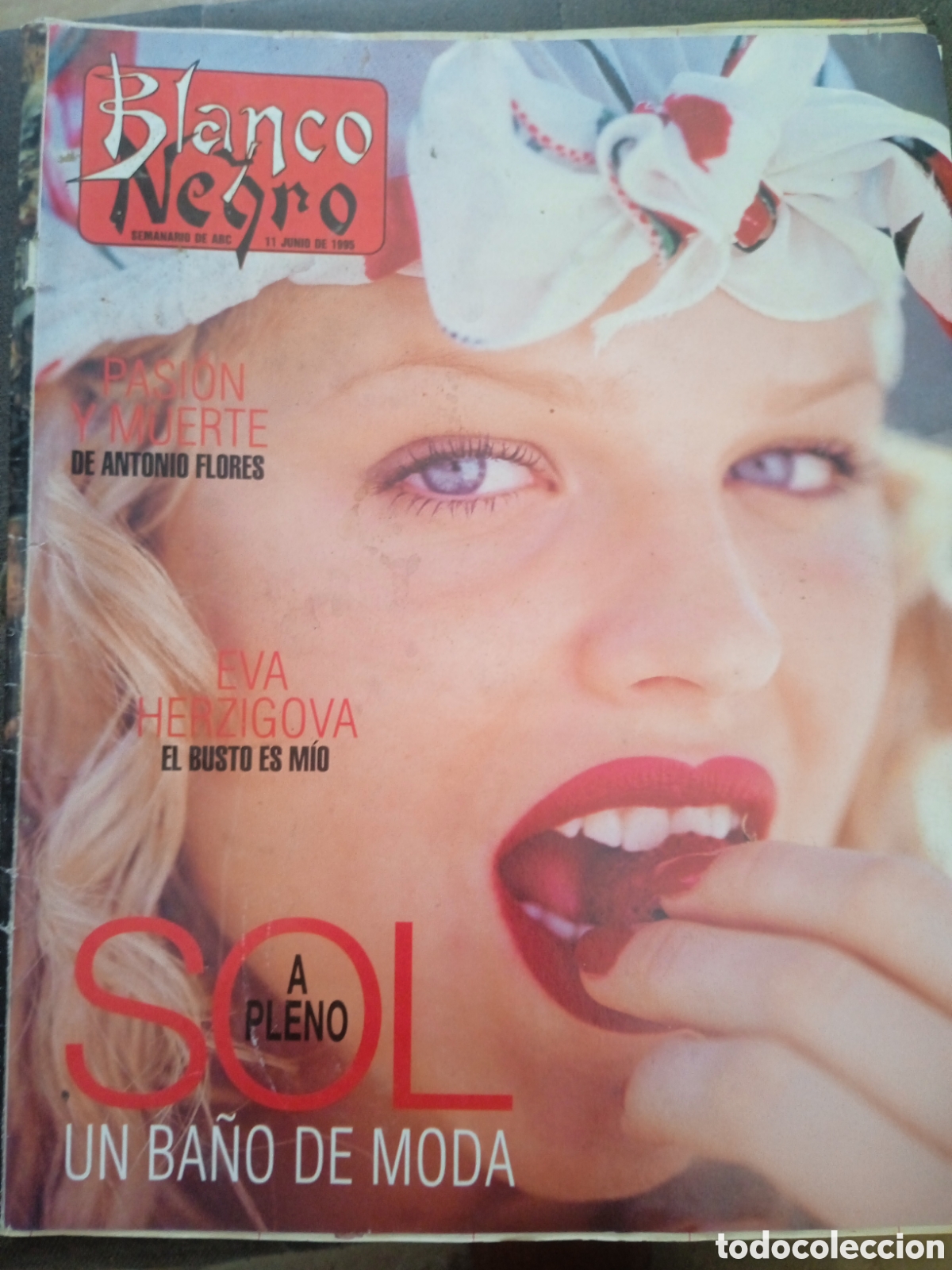 Coleccionismo de revista Blanco y Negro: Blanco y Negro n&deg; 3963 Eva Herzigova Antonio Flores Marta S&aacute;nchez