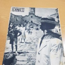 Coleccionismo de Revista Destino: REVISTA DESTINO AÑO 1957 Nº1042 SANTES CREUS EN FIESTAS