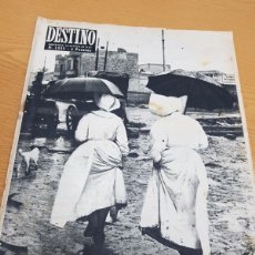 Coleccionismo de Revista Destino: REVISTA DESTINO AÑO 1957 Nº1055 BARRO Y LAGRIMAS EN VALENCIA