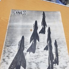 Coleccionismo de Revista Destino: REVISTA DESTINO AÑO 1957 NUMERO 1061 VUELO VERTICAL