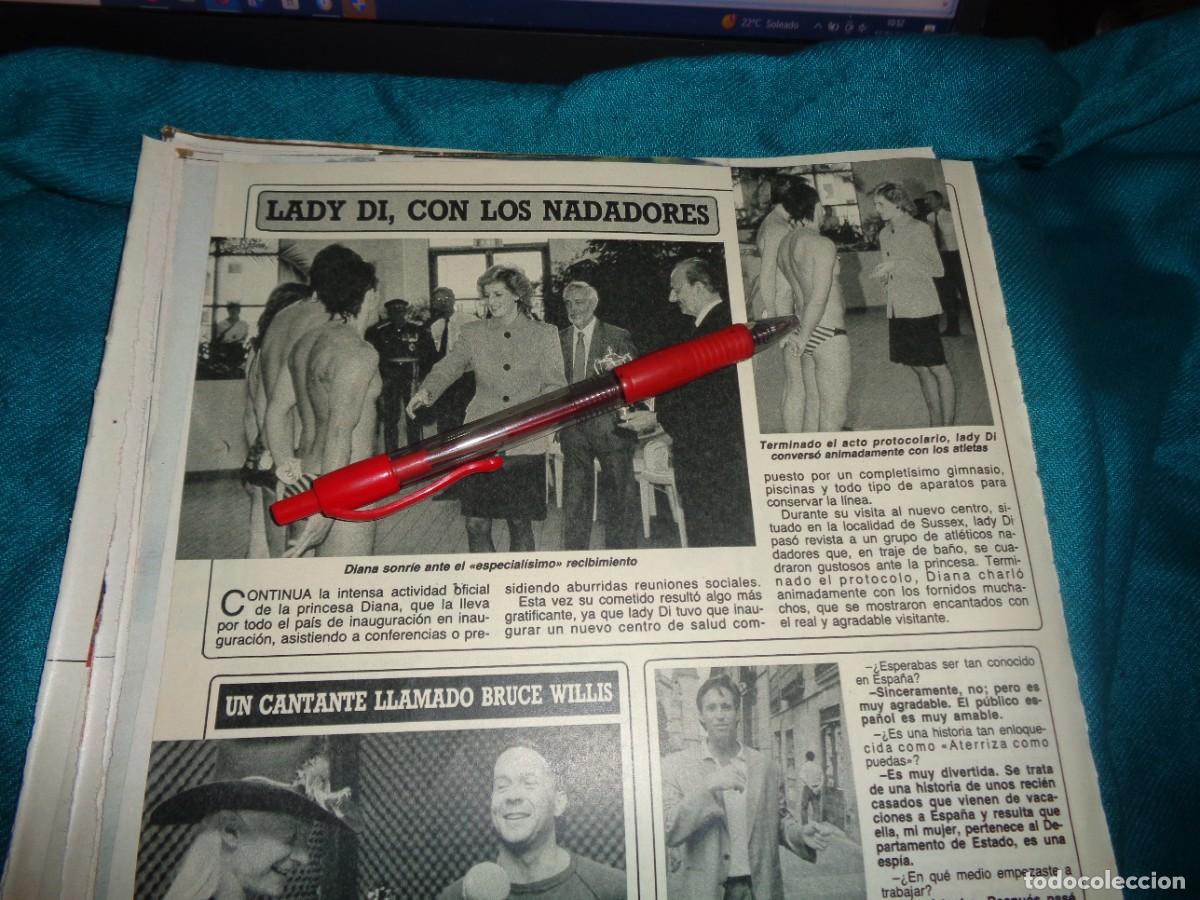 Coleccionismo de Revista Diez Minutos: RECORTE : LADY DI CON LOS NADADORES DIEZ MINUTOS, JUNIO 1989