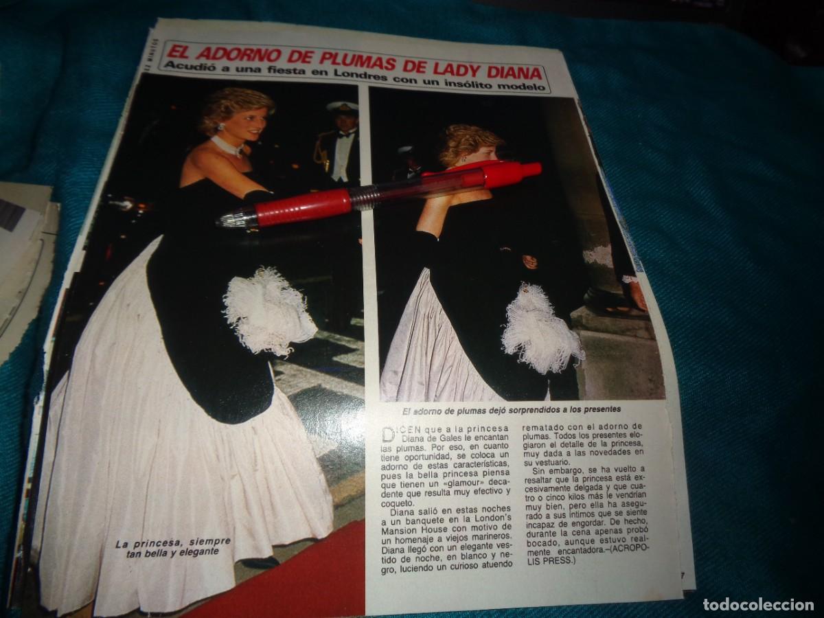 Coleccionismo de Revista Diez Minutos: RECORTE : EL ADORNO DE PLUMAS DE LADY DI. DIEZ MINUTOS, DCBRE 1985