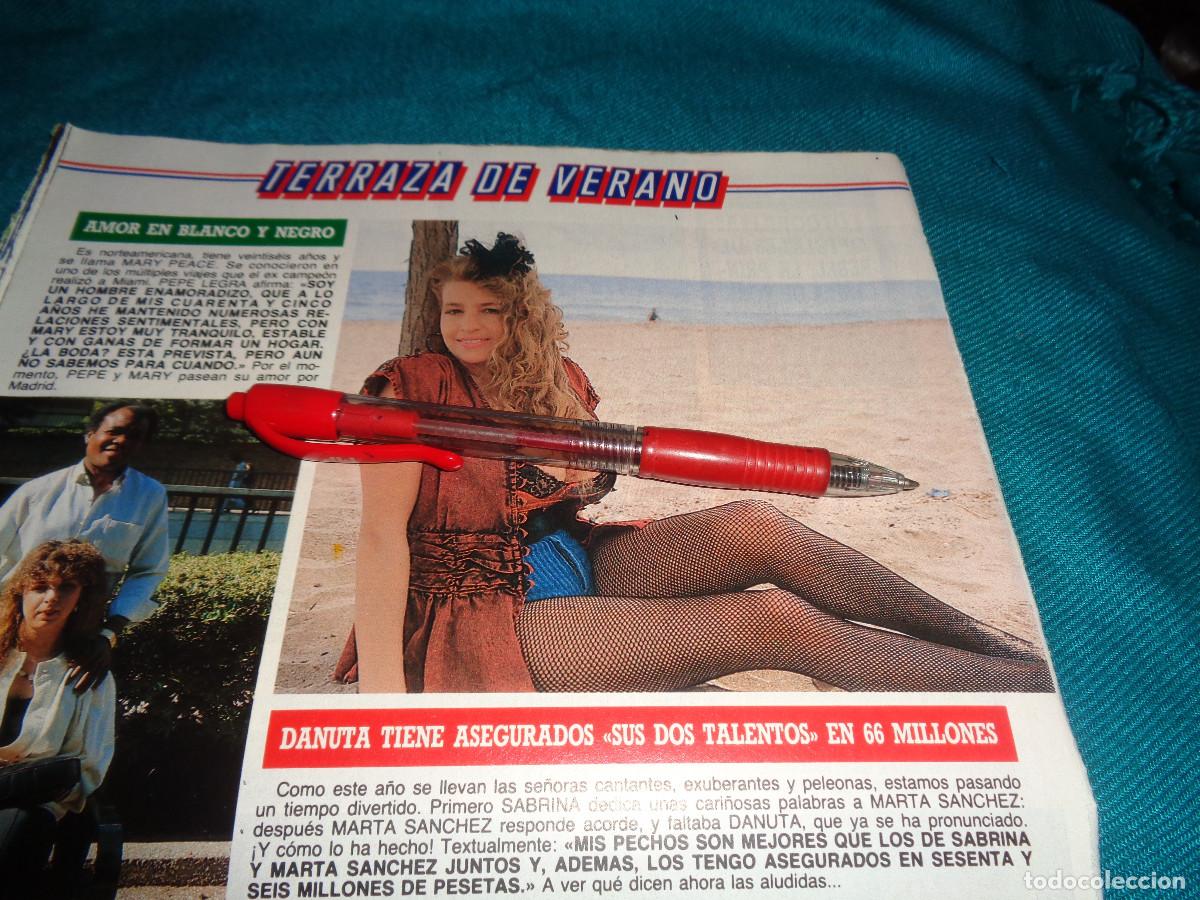 Coleccionismo de Revista Diez Minutos: RECORTE : DANUTA, TIENE ASEGURADOS SUS SENOS. DIEZ MINUTOS, SEPTBRE 1988