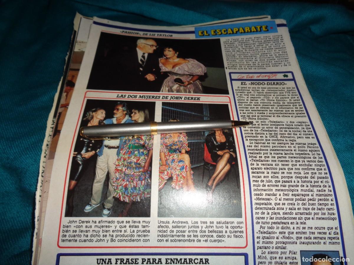 Coleccionismo de revista Diez Minutos: RECORTE : LAS 2 MUJERES DE JOHN DEREK : URSULA ANDRESS Y BO DEREK. LIZ TAYLOR. OCTBRE 1987