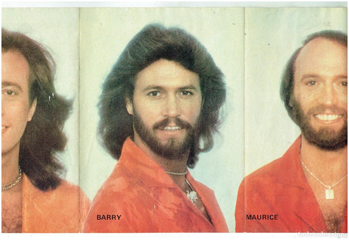 Coleccionismo de revista Diez Minutos: POSTER. BEE GEES. TRIPLE P&Aacute;GINAS. DIEZ MINUTOS. N 25.(B/34.2 RUM)