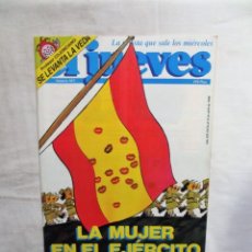 Coleccionismo de Revista El Jueves: REVISTA EL JUEVES Nº 567 ABRIL DE 1988 LA MUJER EN EL EJERCITO. Lote 313561868
