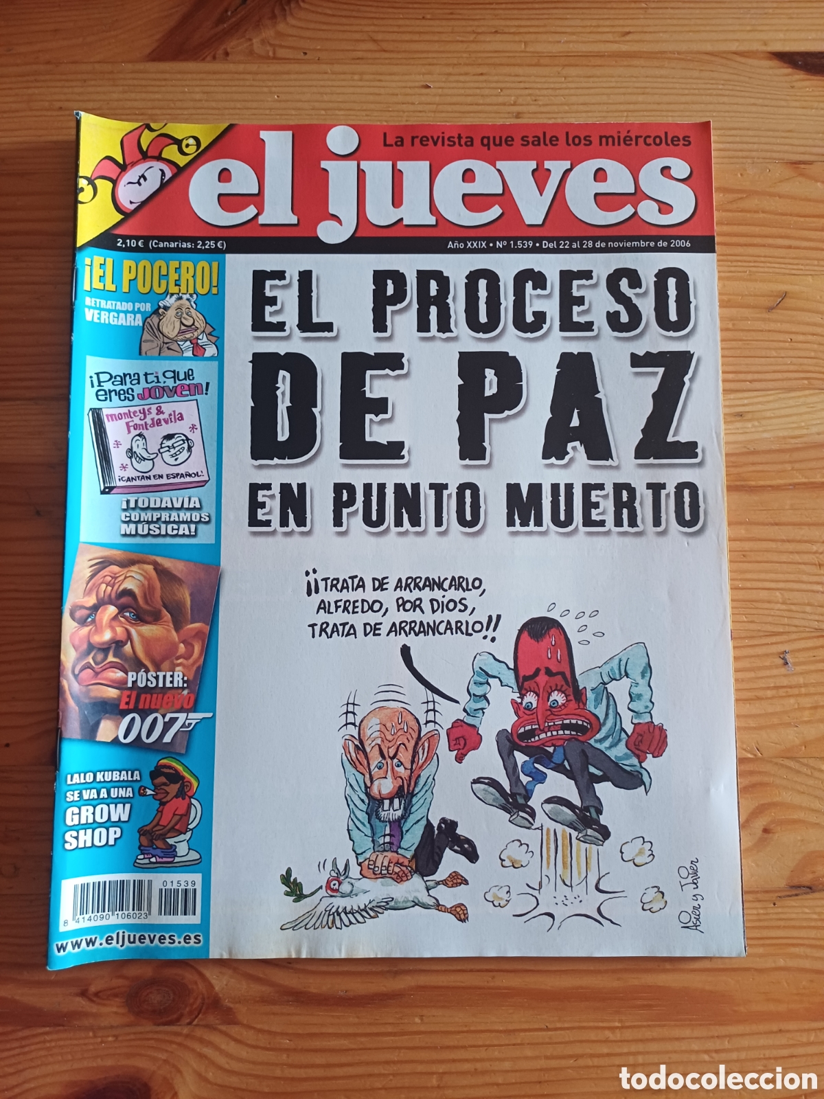Coleccionismo de Revista El Jueves: El jueves revista 1539 Poster Daniel Craig Cine James Bond 007