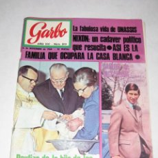 Coleccionismo de Revista Garbo: GARBO Nº 819 DE 16/11/1968. BAUTIZO DE LA HIJA DE LOS DUQUES DE BADAJOZ, SIMONETA. Lote 24444246