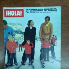 Coleccionismo de Revista Hola: REVISTA HOLA Nº 1438 AÑO 1972 ALFONSO BORBON DAMPIERRE CARMEN MARTINEZ BORDIU Y FRANCO. Lote 111515235