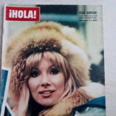 Coleccionismo de Revista Hola: HOLA 1.429.AÑO 1972.KENNEDY M.CHEVALIER.M.G.DE SABOYA. ETC.... Lote 245164250