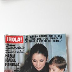 Coleccionismo de Revista Hola: REVISTA HOLA ISABEL PANTOJA PRIMERA VEZ DESDE LA MUERTE DE PAQUIRRI 1984. Lote 325883898