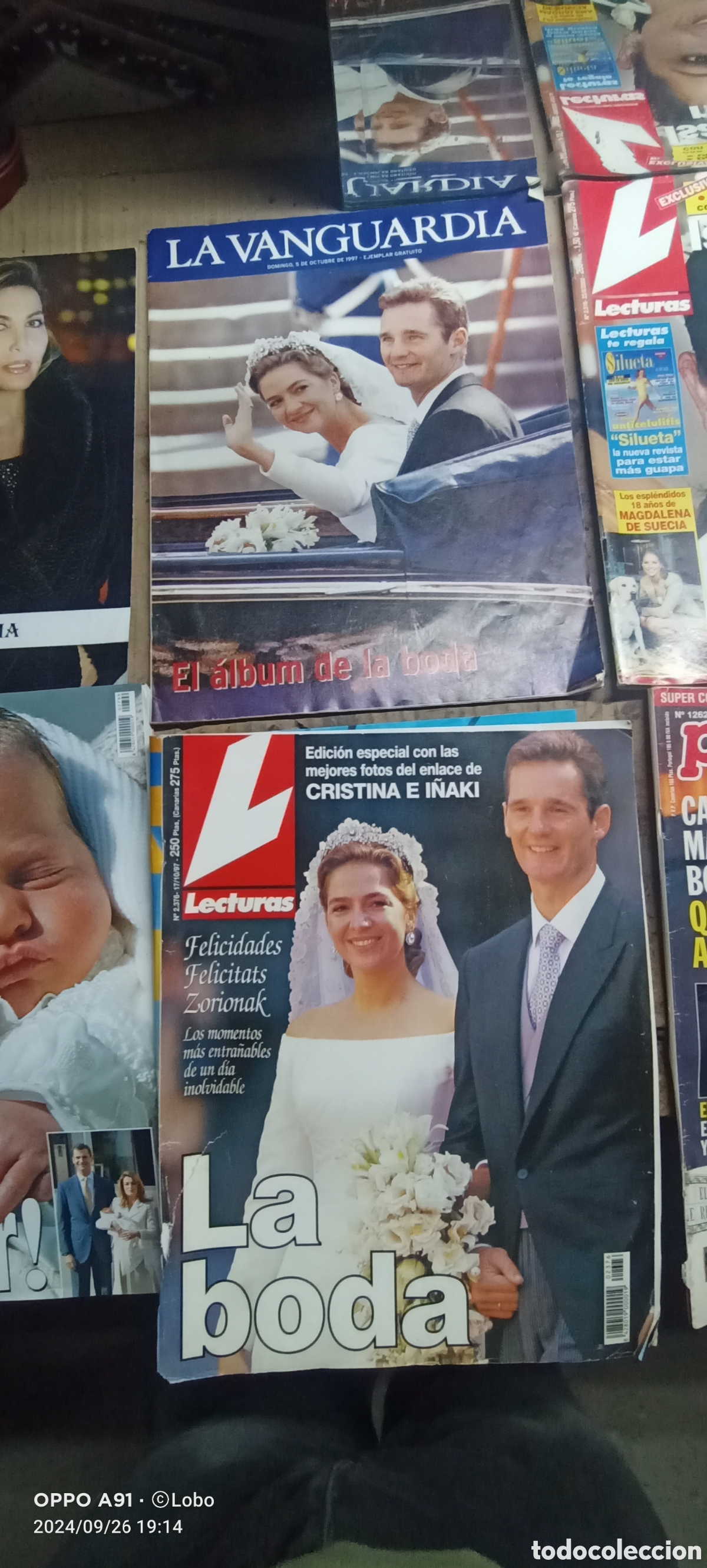Coleccionismo de Revista Hola: Hola del a&ntilde;o 2000 casamiento Reyes