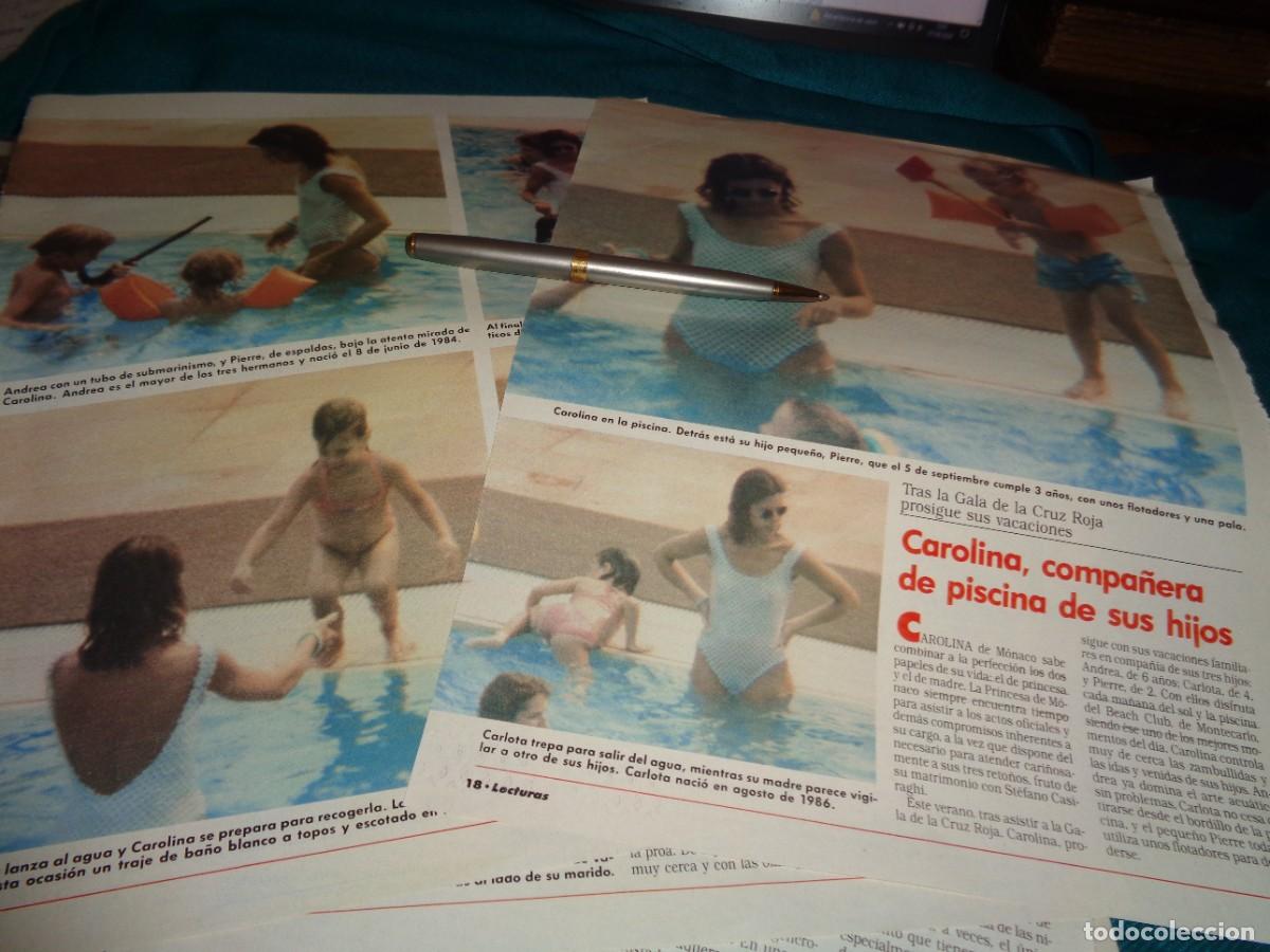 Coleccionismo de revistas: RECORTE : CAROLINA DE MONACO, EN LA PISCINA CON SUS HIJOS. LECTURAS, AGTO 1990