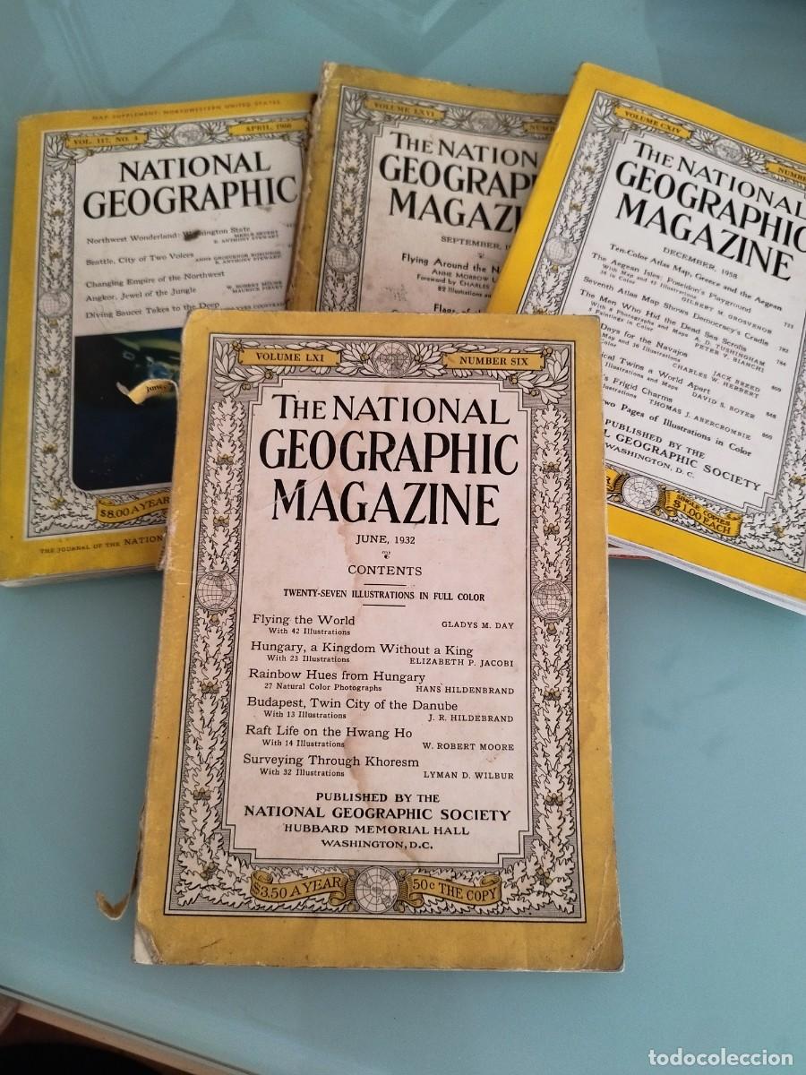 Coleccionismo de National Geographic: Lote de 3 revistas National Geographic magazine. N&uacute;meros en fotos. Uno contiene un mapa.