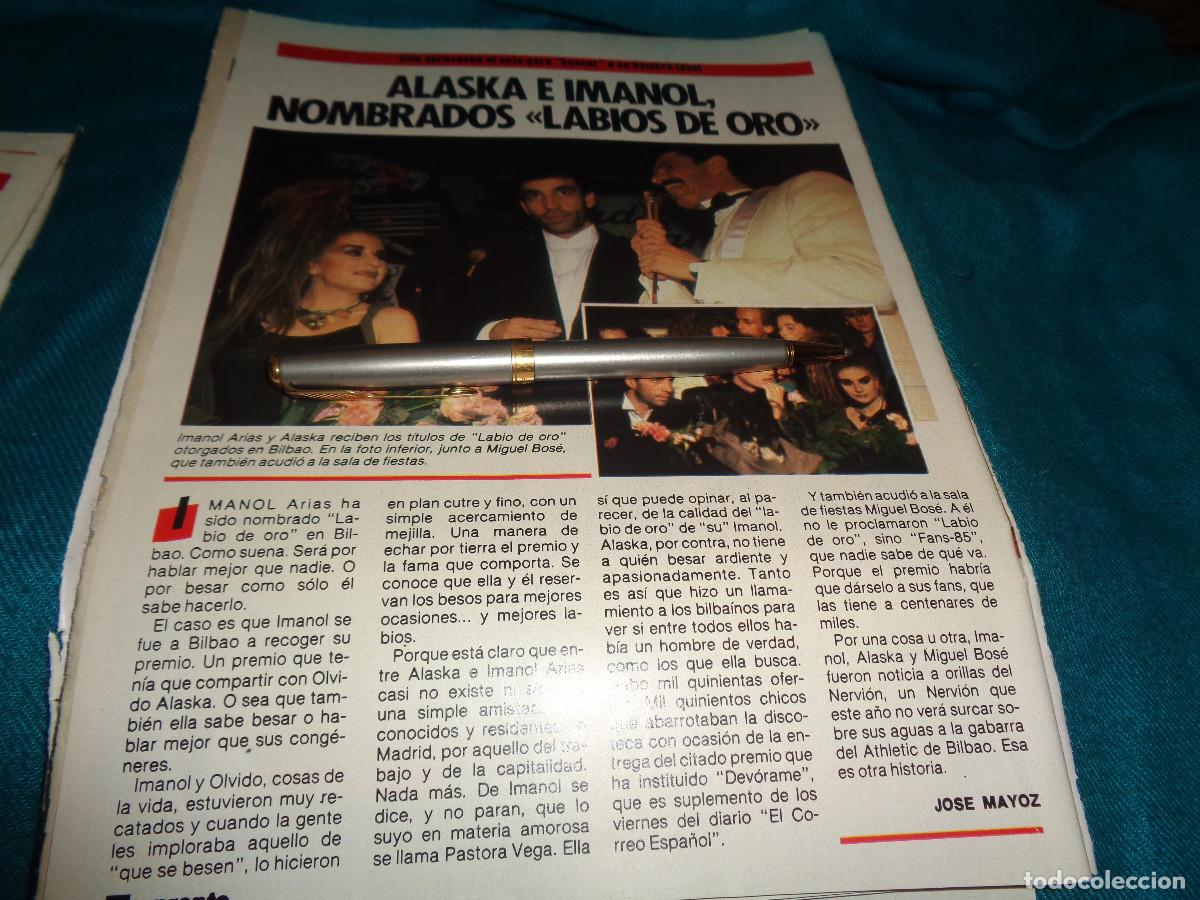 Coleccionismo de revista Pronto: RECORTE : ALASKA E IMANOL ARIAS, NOMBRADSOS &rdquo; LABIOS DE ORO&rdquo; . PRONTO, FBRO 1985