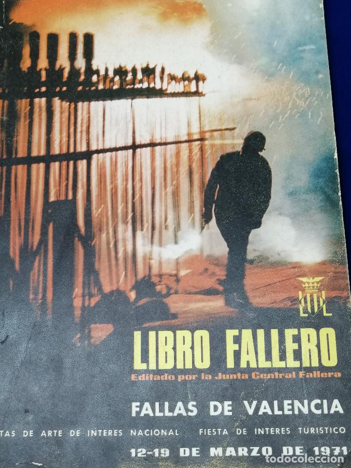 Coleccionismo de revista Temas Espa&ntilde;oles: LIBRO FALLERO 1971 - Foto 2