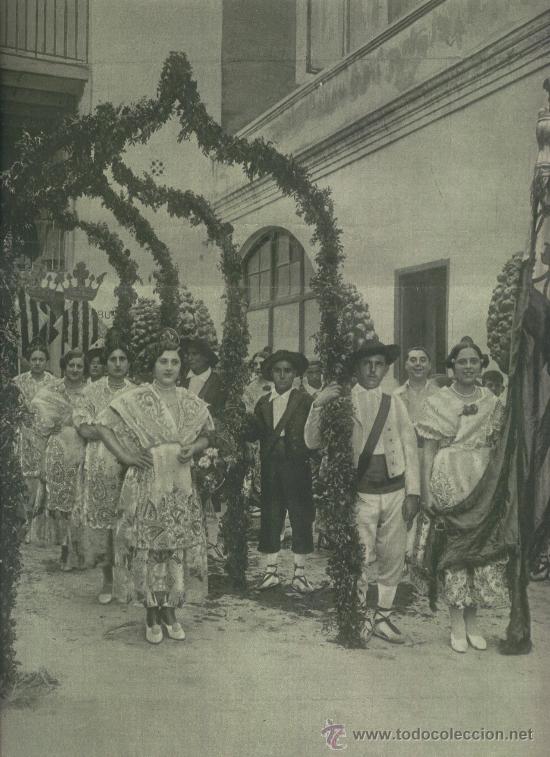 Coleccionismo de Revistas y Peri&oacute;dicos: LA VANGUARDIA 1933 FALLAS EN TARRAGONA FALLAS EN ALICANTE HOGUERAS MOROS Y CRISTIANOS