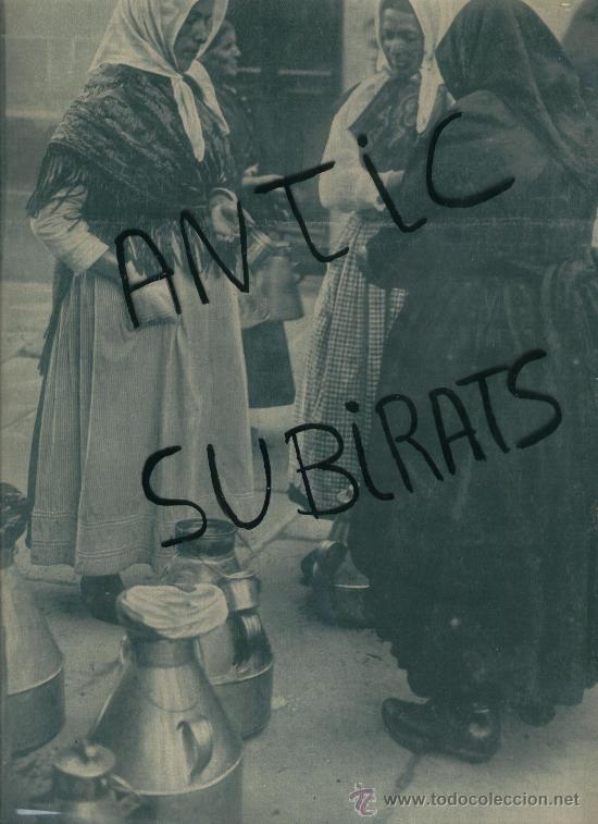 Collection Magazines and Newspapers: LA VANGUARDIA. 21-02-1930. VENDEDORAS DE LECHE. SANTIAGO DE COMPOSTELA. ALMONTE. HUELVA. ROCIO.