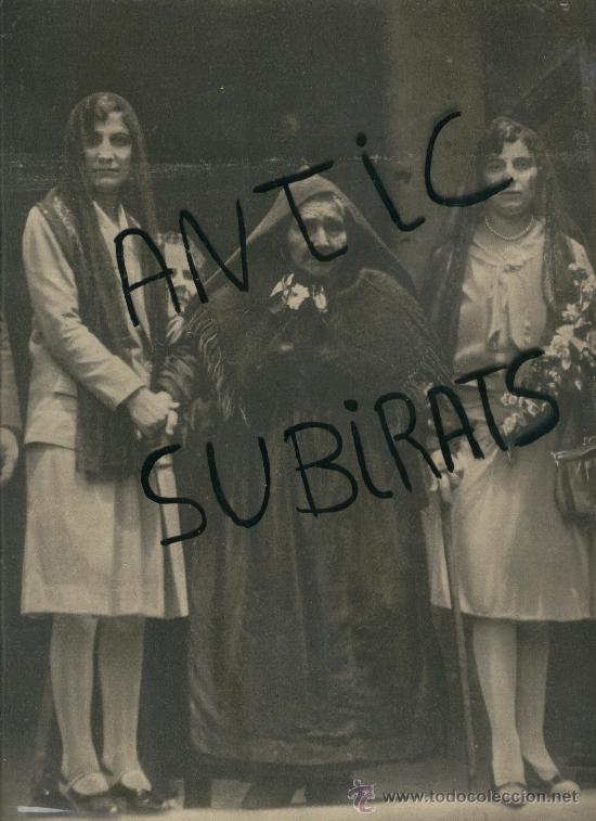 Coleccionismo de Revistas y Peri&oacute;dicos: LA VANGUARDIA. 15-06-1930.HOMENATGE  A LA VELLESA . LA CAIXA DE PENSIONS. CAMPRODON.