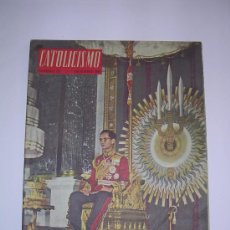 Coleccionismo de Revistas y Periódicos: REVISTA CATOLICISMO. NUM.221 DICIEMBRE 1960. FOTOS J.F.KENNEDY, EL CAUDILLO Y CARMEN POLO